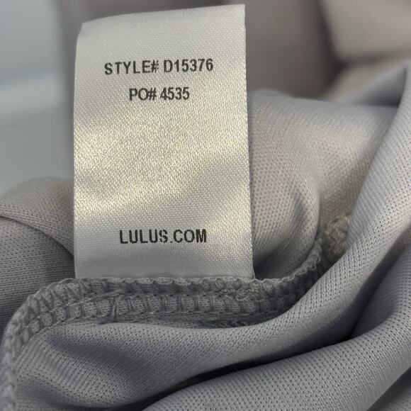 Lulus Criss Cross A-Line Chiffon Floor Length Dress Light Grey Medium NEW - Picture 6 of 8